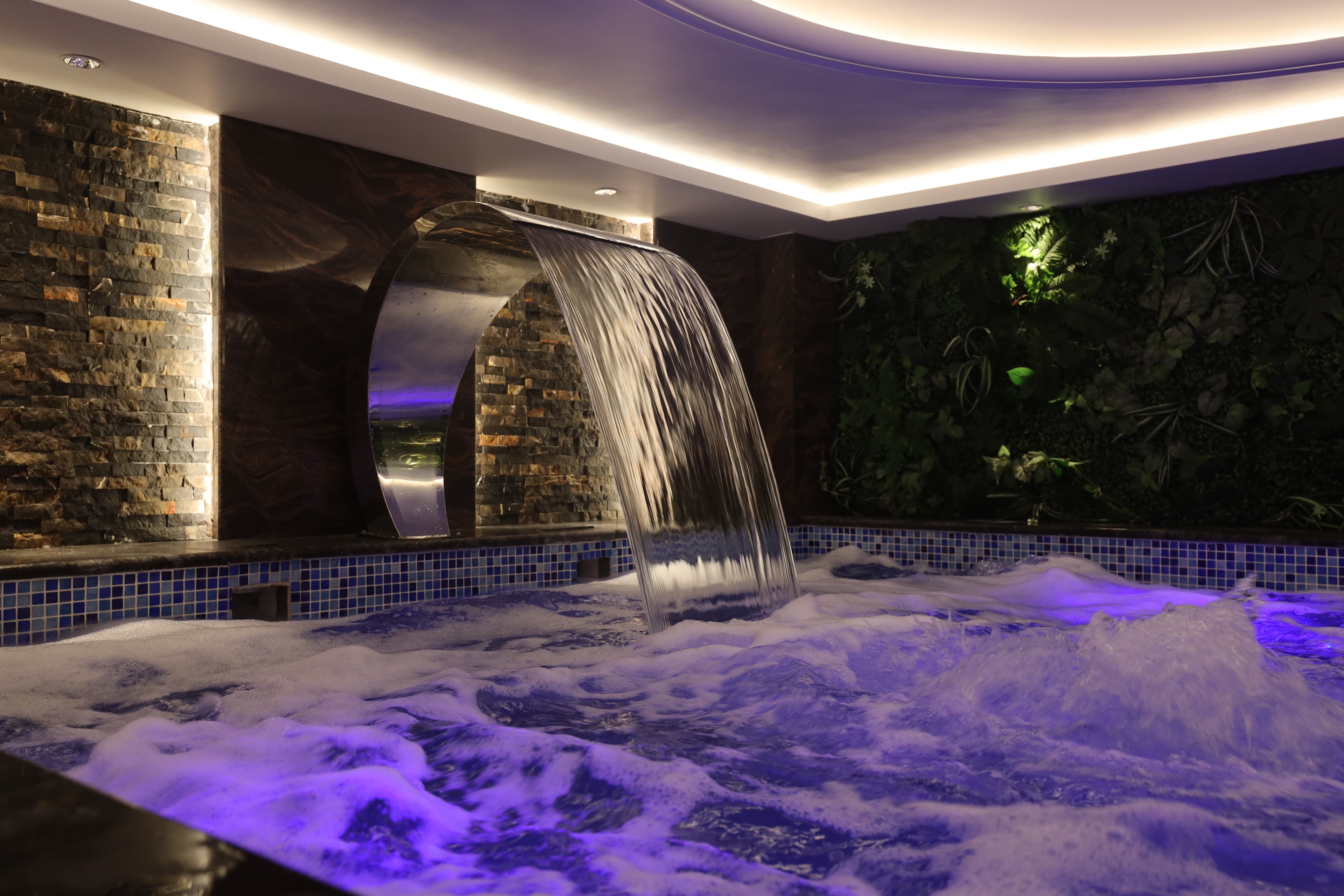 Jacuzzi